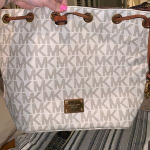 Michael Kors Shoulder Bag with 2 Wallets